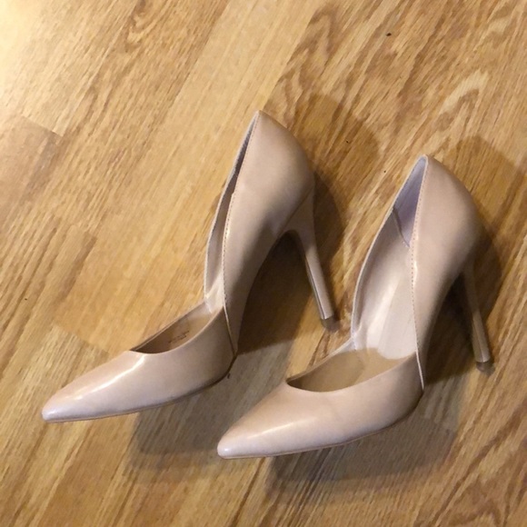 High heel nude colored style charles! - Picture 1 of 7